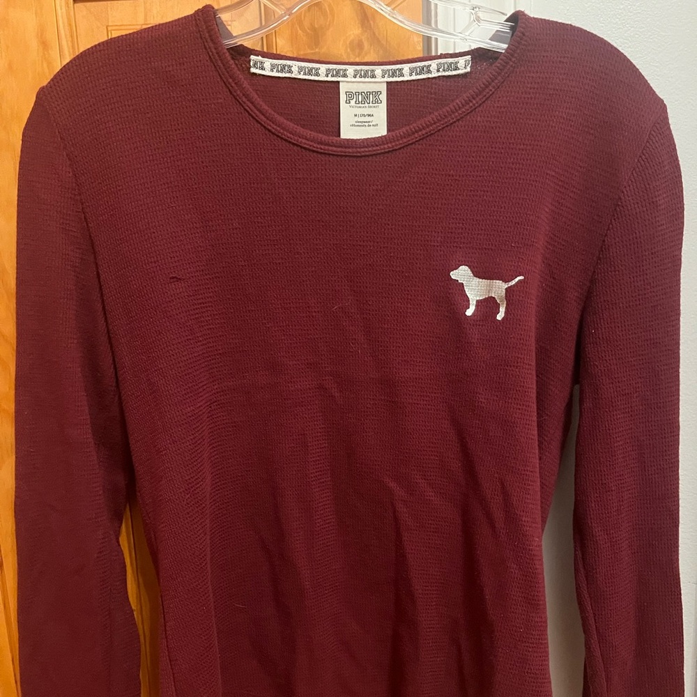 PINK women’s long sleeve top